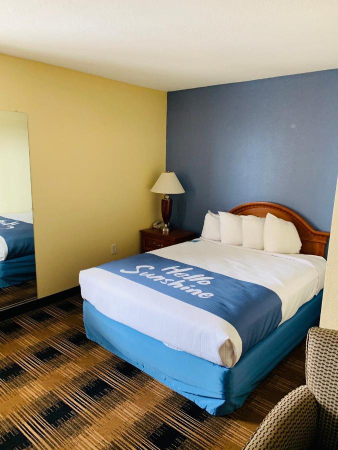 Days Inn By Wyndham Trumann Ar Buitenkant foto